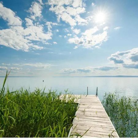 Green Lake House - Private Beach At Balaton Balatonakarattya Exterior foto
