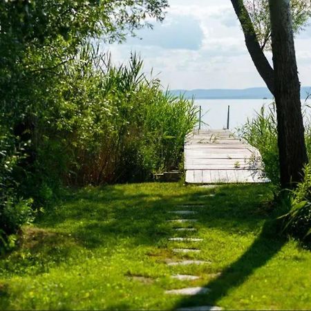 Green Lake House - Private Beach At Balaton Balatonakarattya Exterior foto