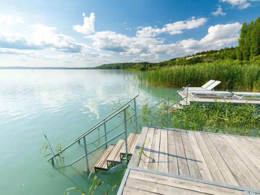 Green Lake House - Private Beach At Balaton Balatonakarattya Exterior foto
