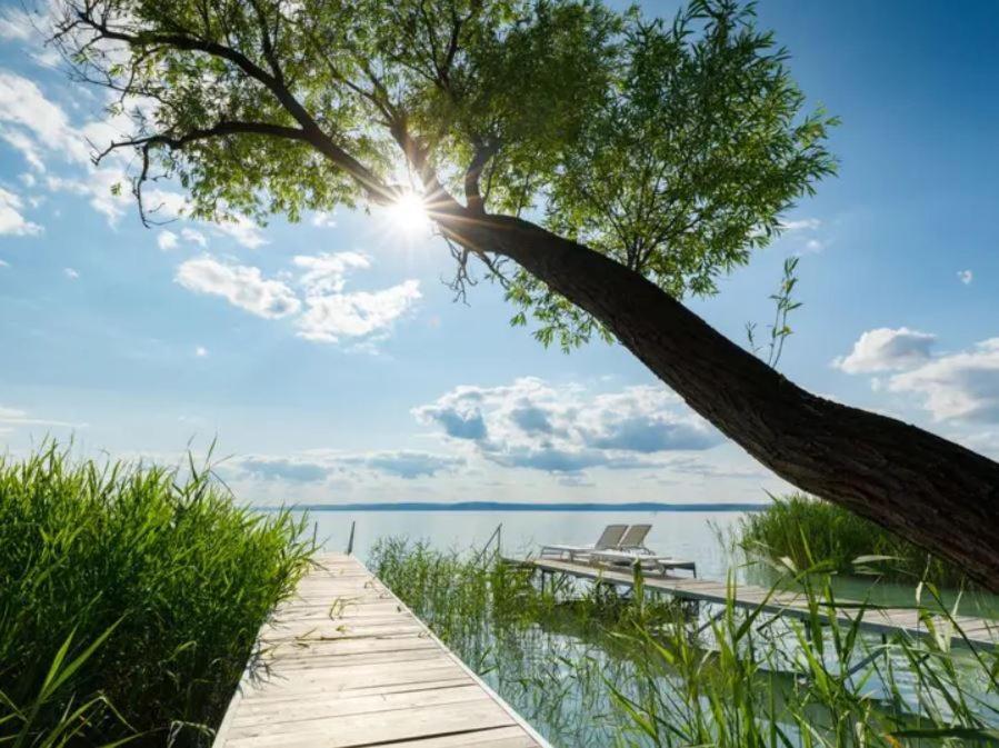 Green Lake House - Private Beach At Balaton Balatonakarattya Exterior foto